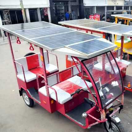 Solar E-Rickshaw